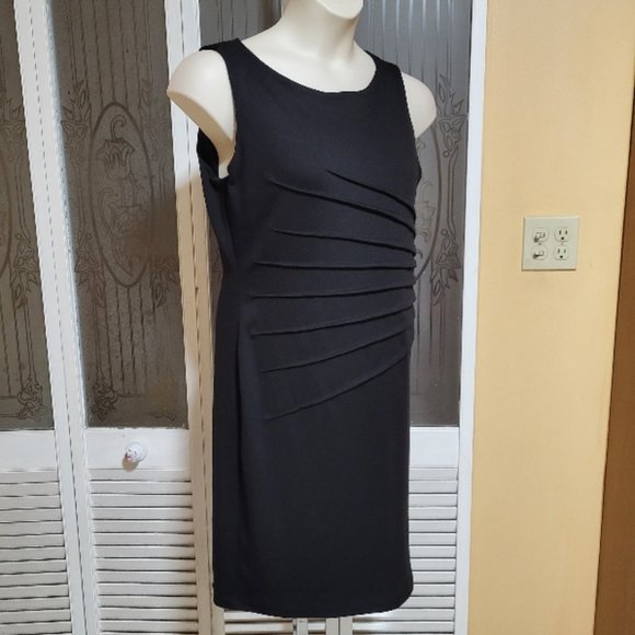 Ivanka Trump Ladies Black Dress With Side Zipper Accent - Picture 3 of 10